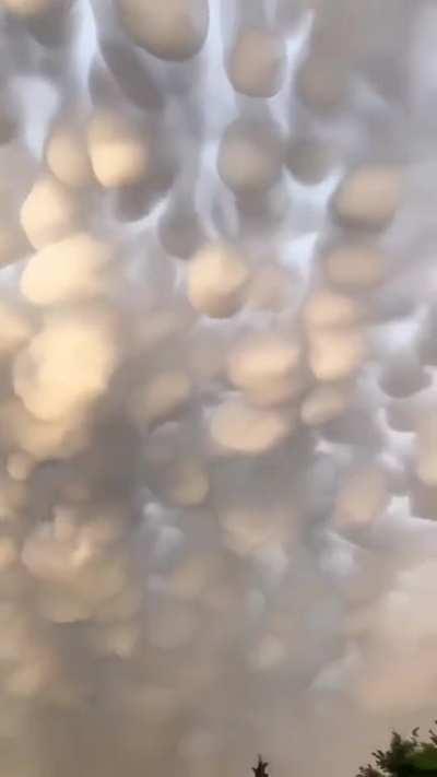 Why did clouds of this shape appear?