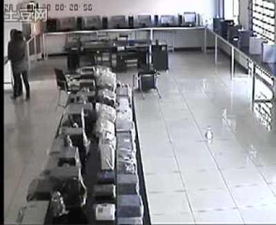 Cleaning Ladies have it out