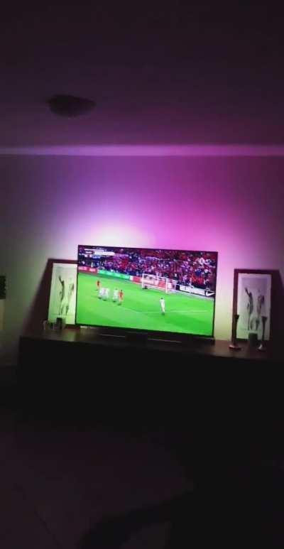 Memphis Depay penalty miss