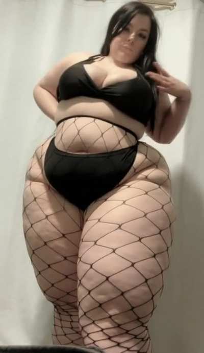 Keeping myself full but leaving some space for cock