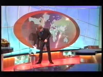 Americans 👉🏻🗑️