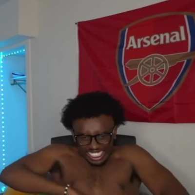 what the FUCK is He doing 😭💔