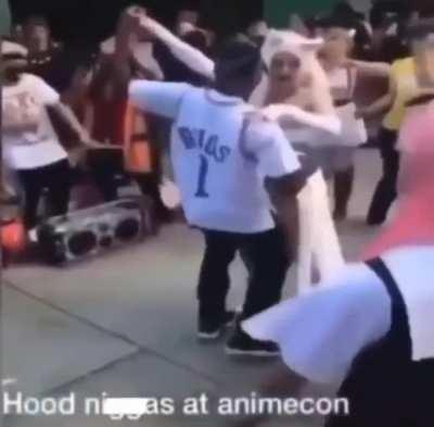 what goin on in da hood?