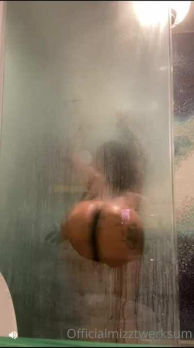 She still not showing 😻