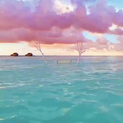 Сахарная вата небо на Мальдивах.