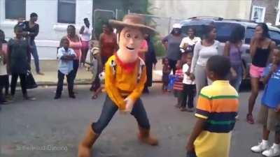 cenas do próximo toy story