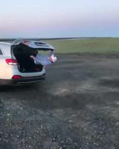 A super stunt gone wrong 😄