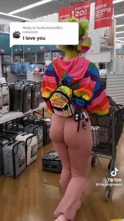 Soft & Jiggly No.602 😅😍🍑