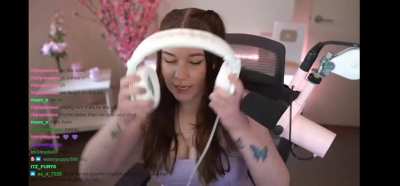 I love this look of hers😍