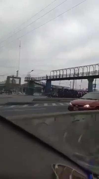 asi esperan a los docentes y estudiantes en fiorito (para la mano mcree)