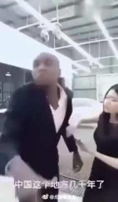 该滚的是你们吧😅