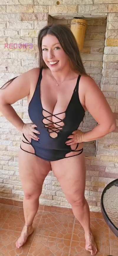 Just a mom with a body made for naughty things