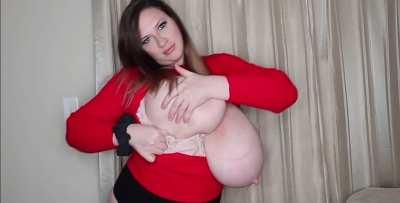 Lana Kendrick reveal