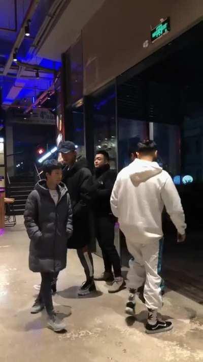 gentlemen.gif (and waman)