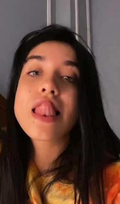 Maria Becerra 🔥 👅 Muchas flechitas para más