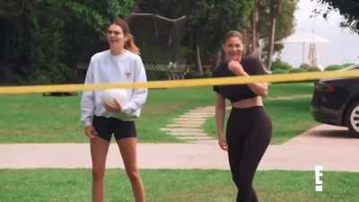 Kim Kardashian - Keeping Up With The Kardashian's