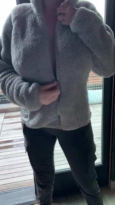 SURPRISE 😇😈 ( her Free album In Comments )