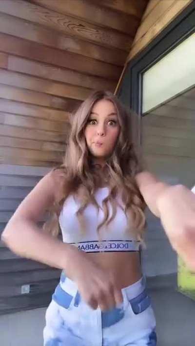 Newest Video Looking Hot