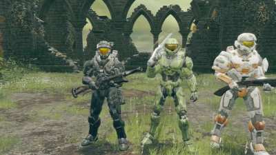 A Spartan fireteam dropped into the Lands Between