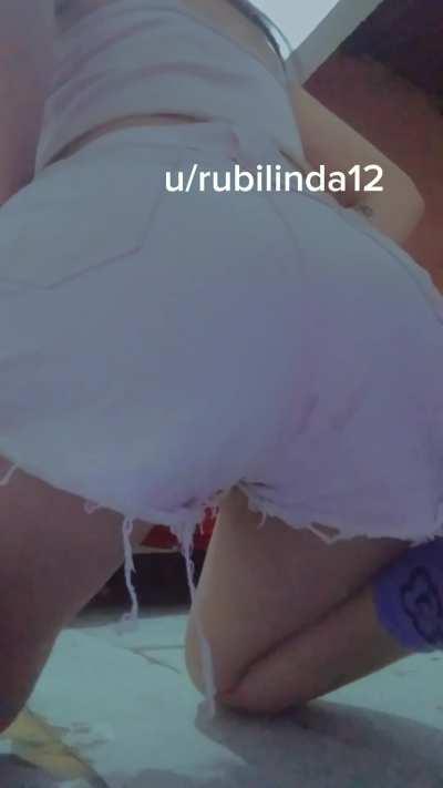 I love it when my farts sound so loud in this position