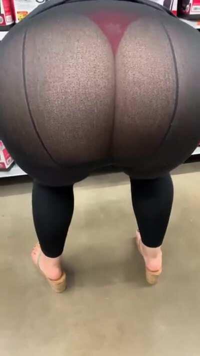 Wife’s big ass on display. What would you do if you saw?