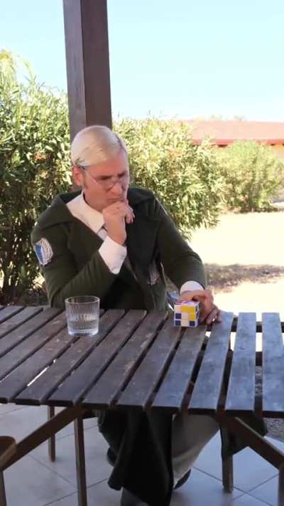 attackontitan erwin solves a Rubik's cube Levicosplay liveHack