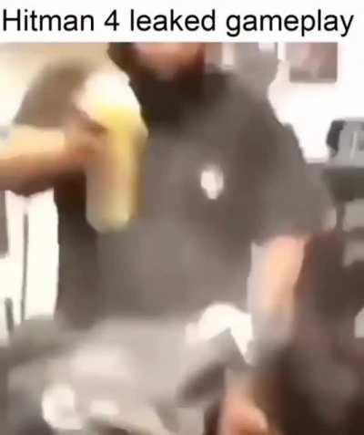 Quisiera comprarme los juegos de Hitman pero no puedo por la plata xd