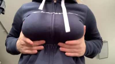 Unzipping my hoodie so I can reveal my D’s