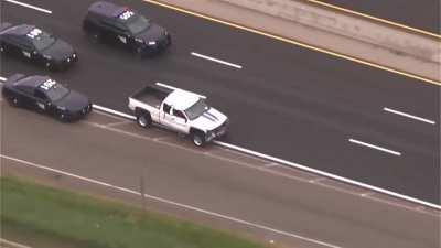 Police chase that happened earlier today, suspect nearly drives into oncoming traffic