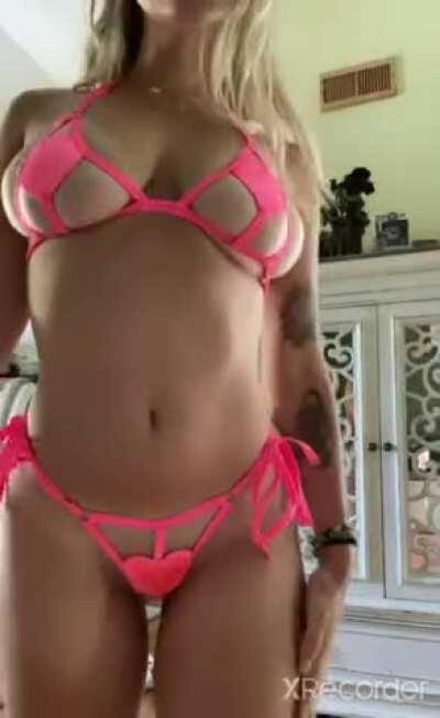 Check Comment For Her 10GB Folder with BG sextapes👇👇