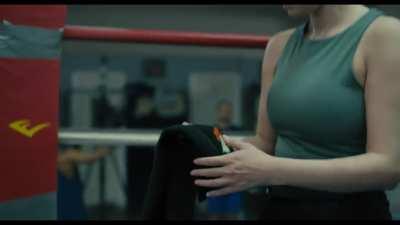 Selena was looking real nice in the latest OMITB episode