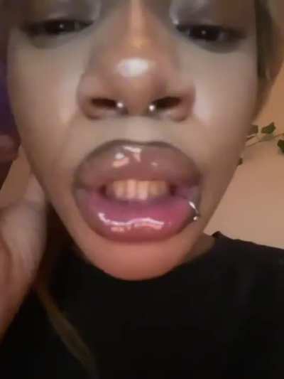 DM ME FOR MORE CONTENT 😘