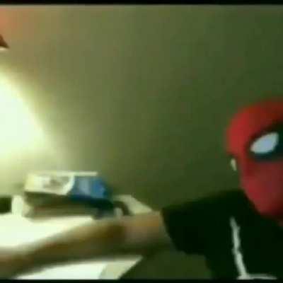 yo cuando el cristianghost reacciona un meme mio: