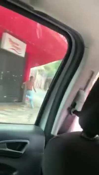 Thief stole Uber’s cell phone, then had the retribution