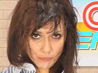 Maria Ozawa apologizes for losing focus after trying to swallow a huge load during Bukkake news