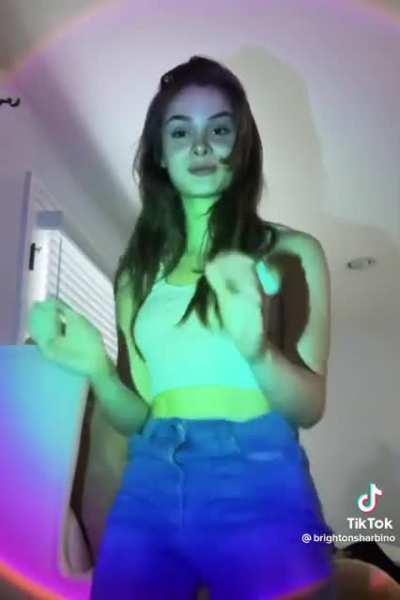 Brighton Sharbino - TikTok - september 22