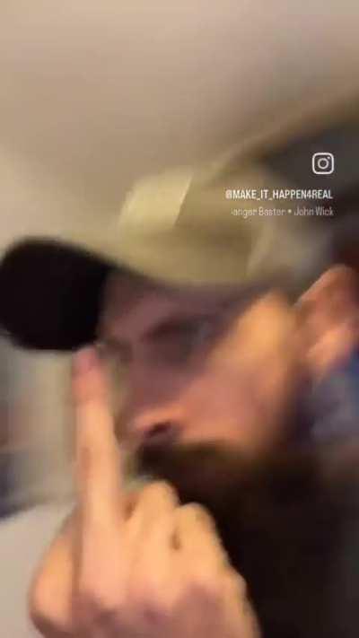 Dario ogni volta che Mario fa un qualsiasi discorso (Lorenzo Aiello cosplay) - (non c'è audio)