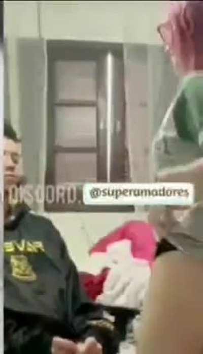 Quem achar esse vídeo completo eu mando os outros dela q tenho