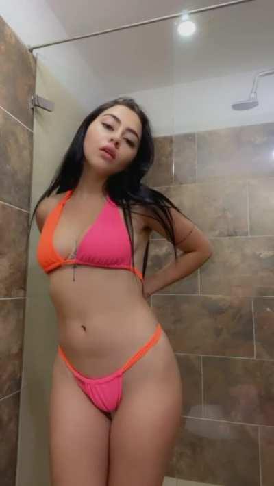 Say hi if you'd come play with them ?