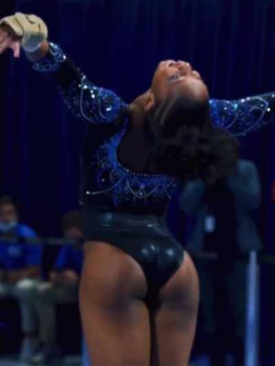 Trinity Thomas 🇺🇸💙🧡🤍🔥