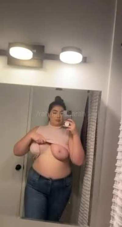 6ft and very curvy 💕