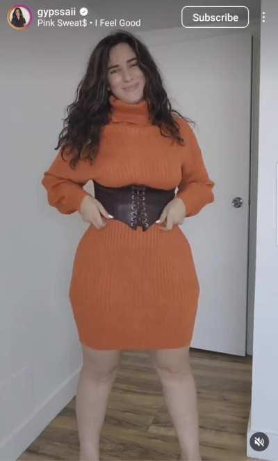 What a perfect, natural woman looks like goddamn 