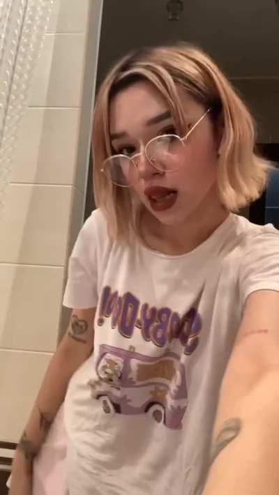 Lets get rid of my clothes