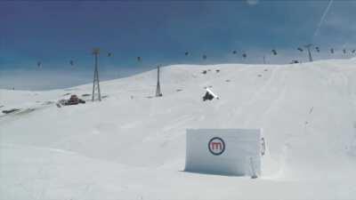 Billy Morgan landed the world's first 1800° quadruple cork. A jump with 4 off axis flips and 5 full rotations.