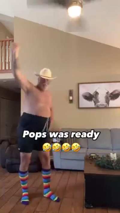 Pops was so ready😍😂