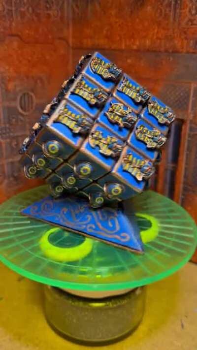 Behold my latest creation!!! The Rubric's Cube!!! And yes its fully functional though I fear only a true follower of Tzeentch can solve this once its scrambled.