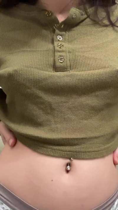 I’m still in love with my piercings 😋