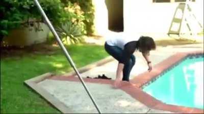 they’re goin for a dip :)