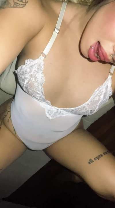 Waiting for u to get me in ur house to fuck