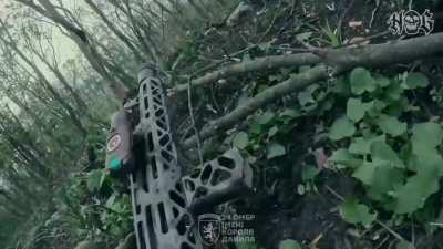 Assault units from the 24th Mechanized Brigade taking Russian trenches in Donetsk region 